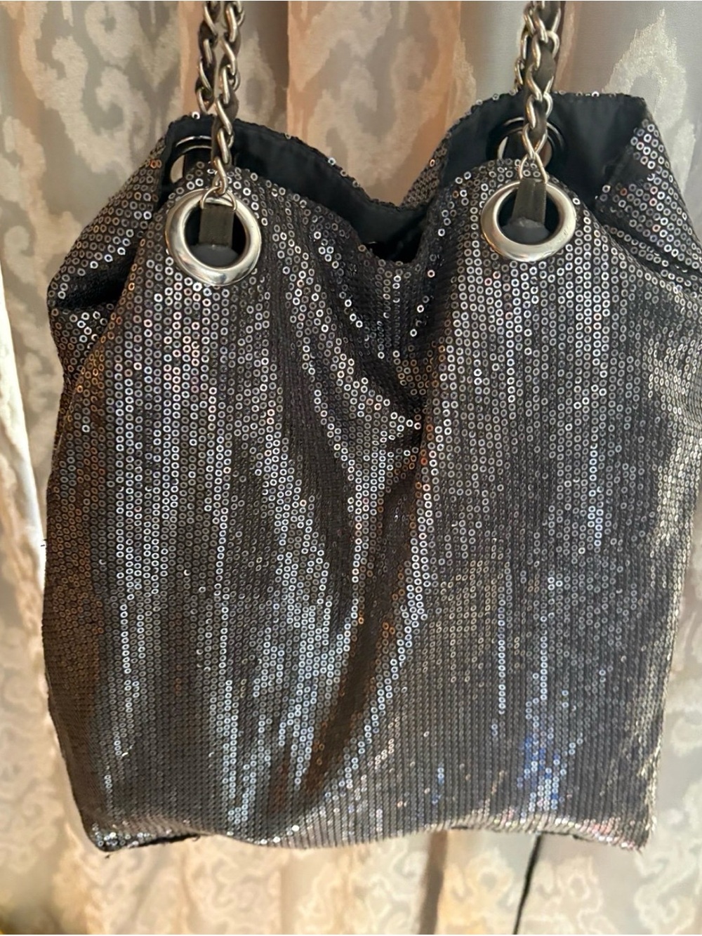 Sequined Chain-Handle Shoulder Bag - Silver
